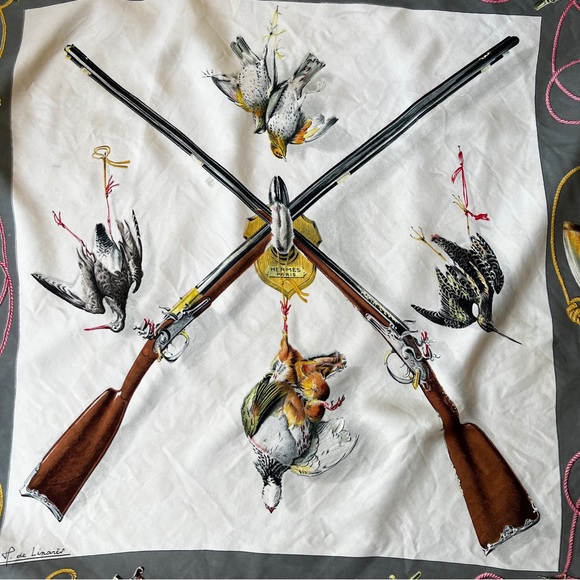 Hermès scarf 1960 vintage **condition issues** - Picture 7 of 8